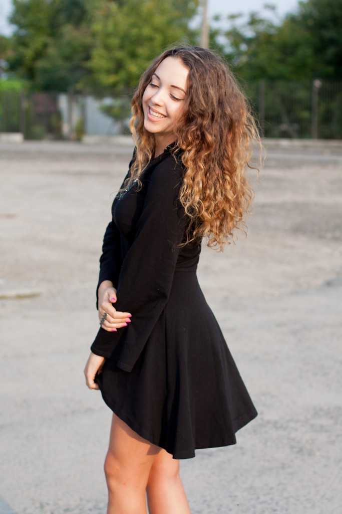 czarna asymetryczna sukienka bal maturalny gimnazjalny