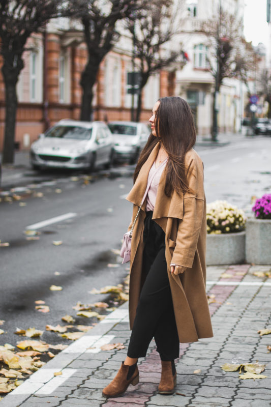 zamszowe botki lasocki stylizacja