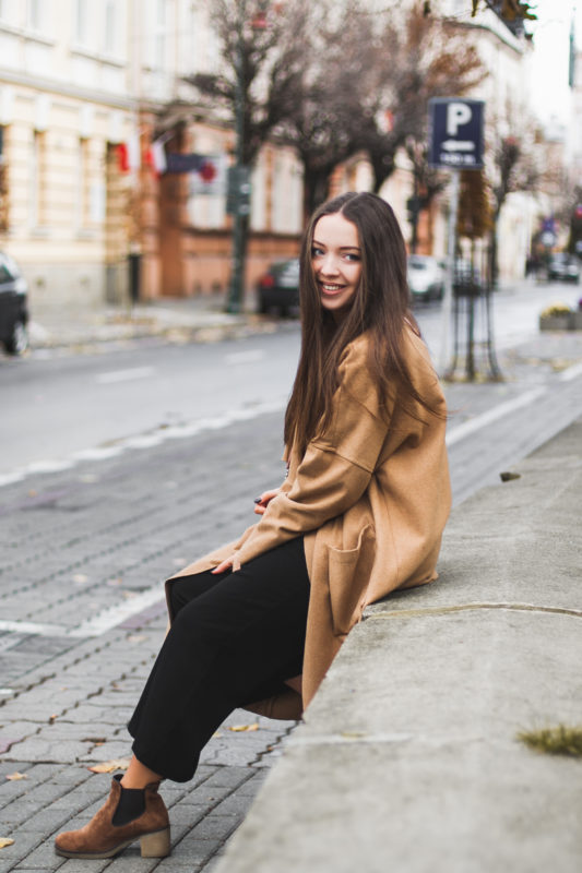 zamszowe botki lasocki stylizacja